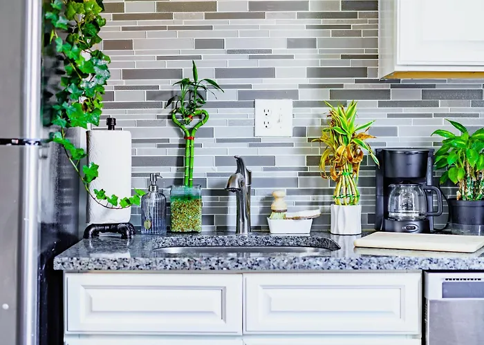 Jungle House Luxury - Downtown & Short North Columbus