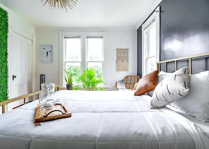 Jungle House Luxury - Downtown & Short North